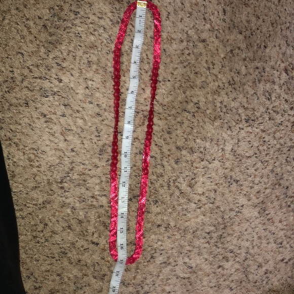 3 for $10 Red plastic button necklace - Picture 3 of 3